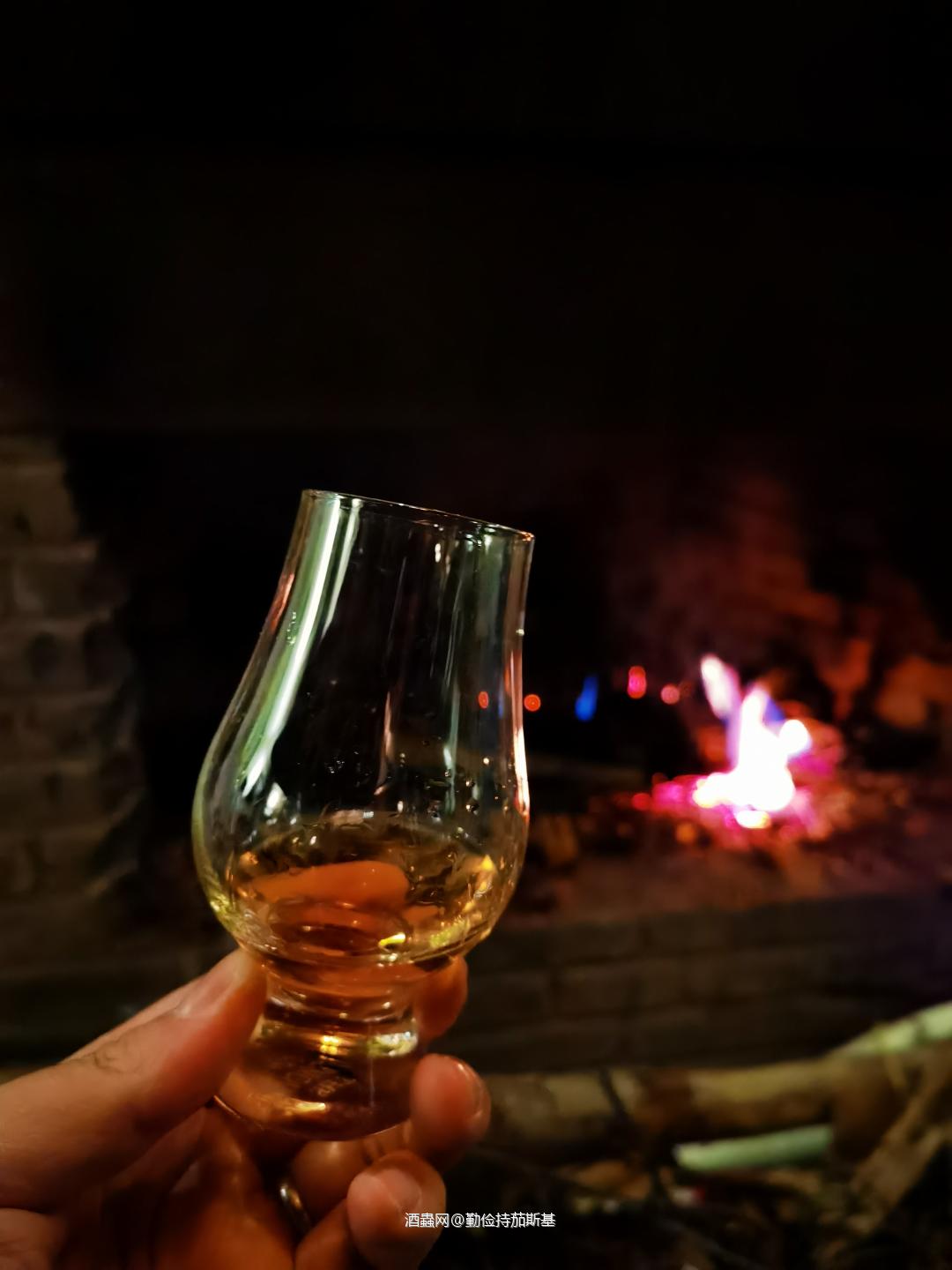 烤烤火 喝喝酒,冬日的享受