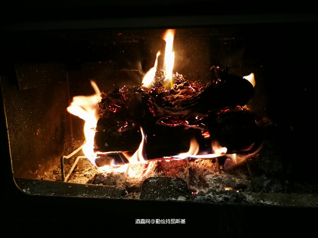 烤烤火 喝喝酒，冬日的享受