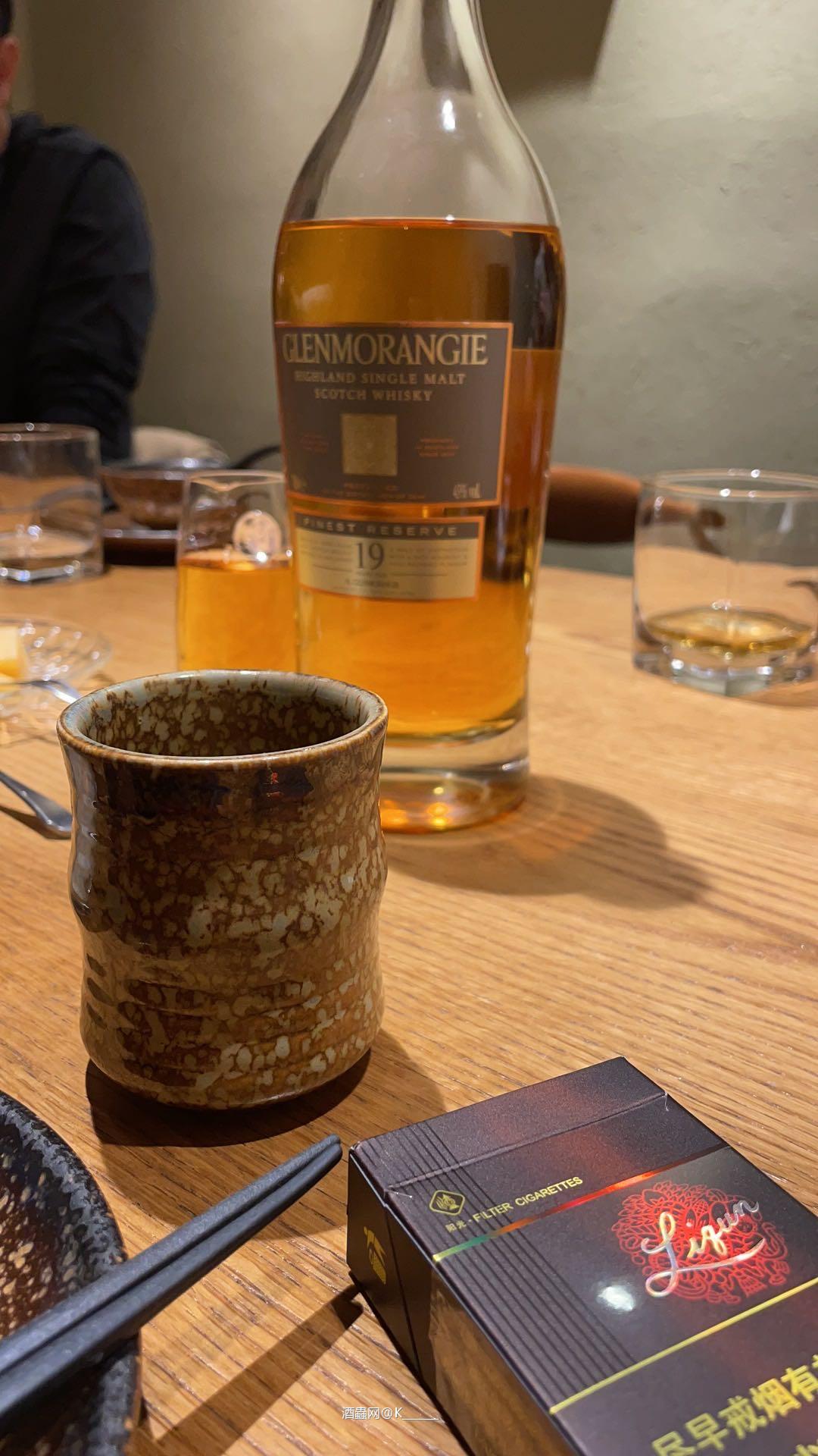 最近酒虫来了好多气氛组……气氛很奇怪……