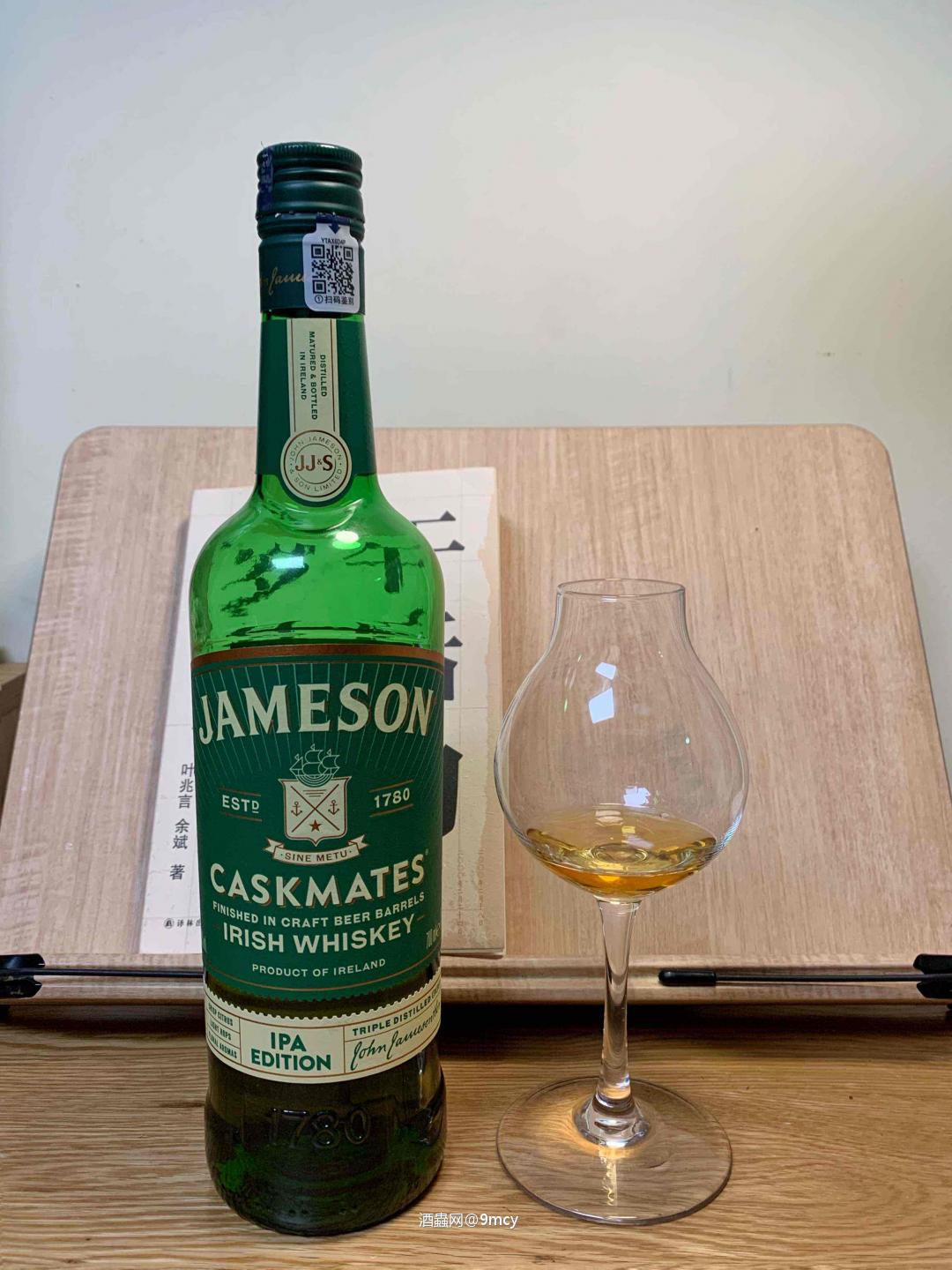 爱尔兰威士忌特有的三次蒸馏，加上桶陈过精酿啤酒ipa的橡木桶…