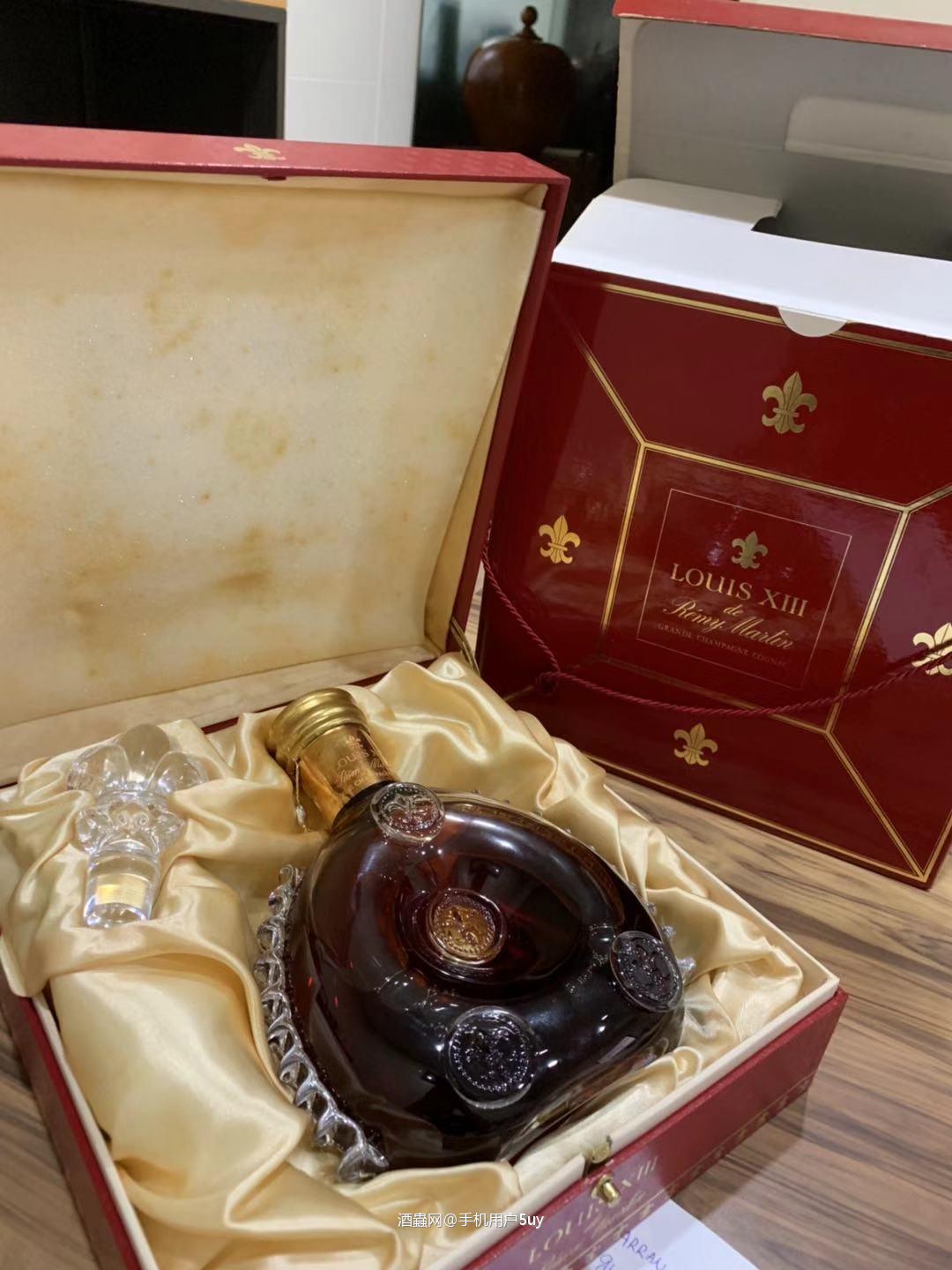 请问家里的这些酒现在市场价怎样啊