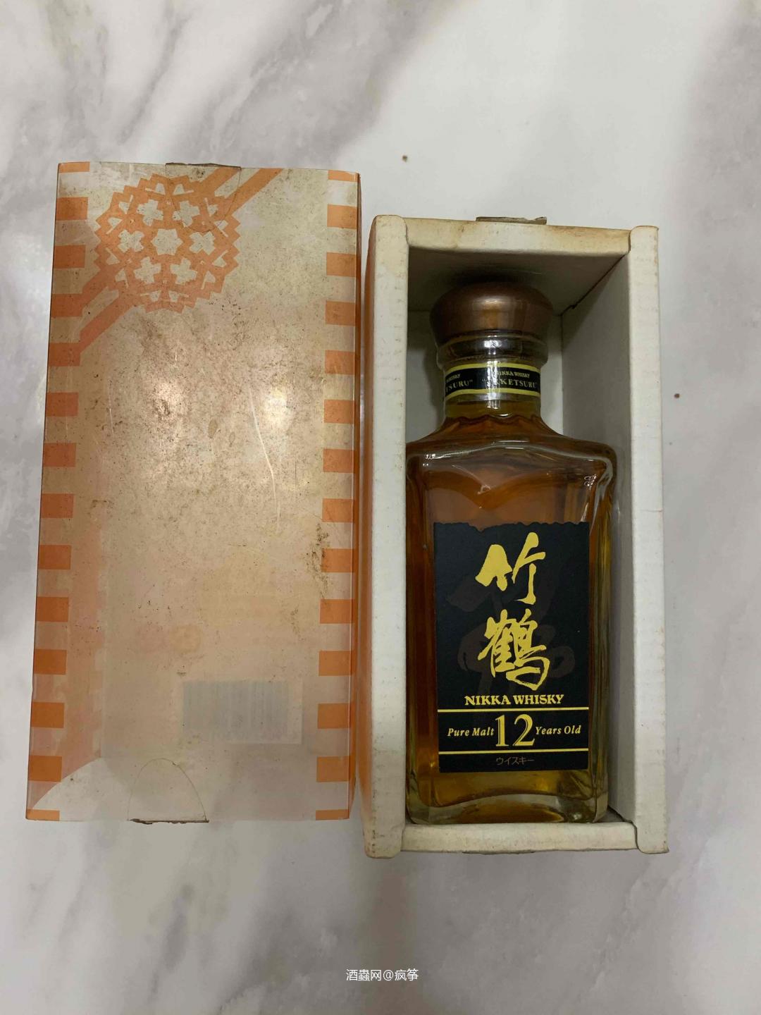 660毫升的角瓶竹鹤见多了，这个180毫升的角瓶竹鹤12年应该很少见吧