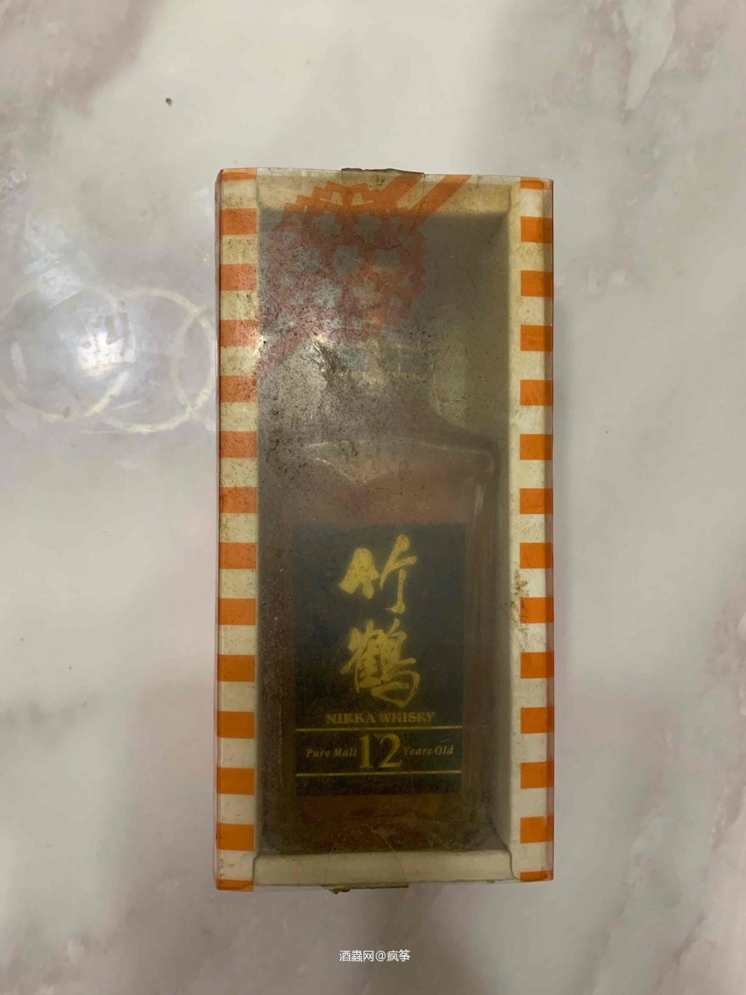 660毫升的角瓶竹鹤见多了，这个180毫升的角瓶竹鹤12年应该很少见吧