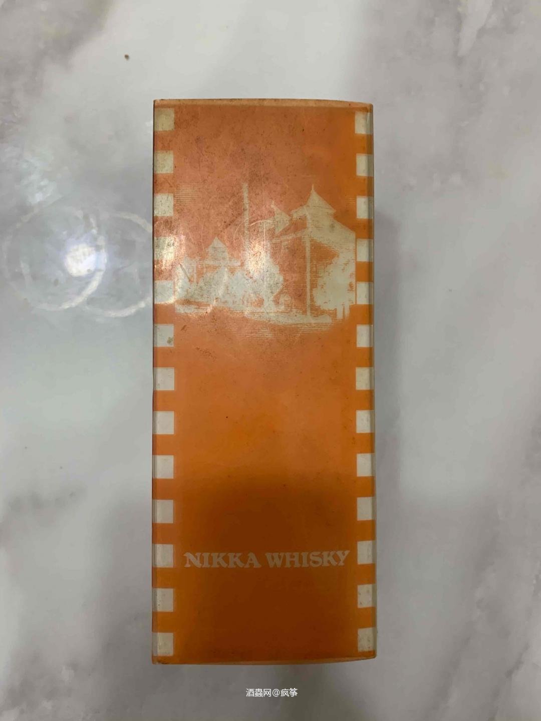 660毫升的角瓶竹鹤见多了，这个180毫升的角瓶竹鹤12年应该很少见吧