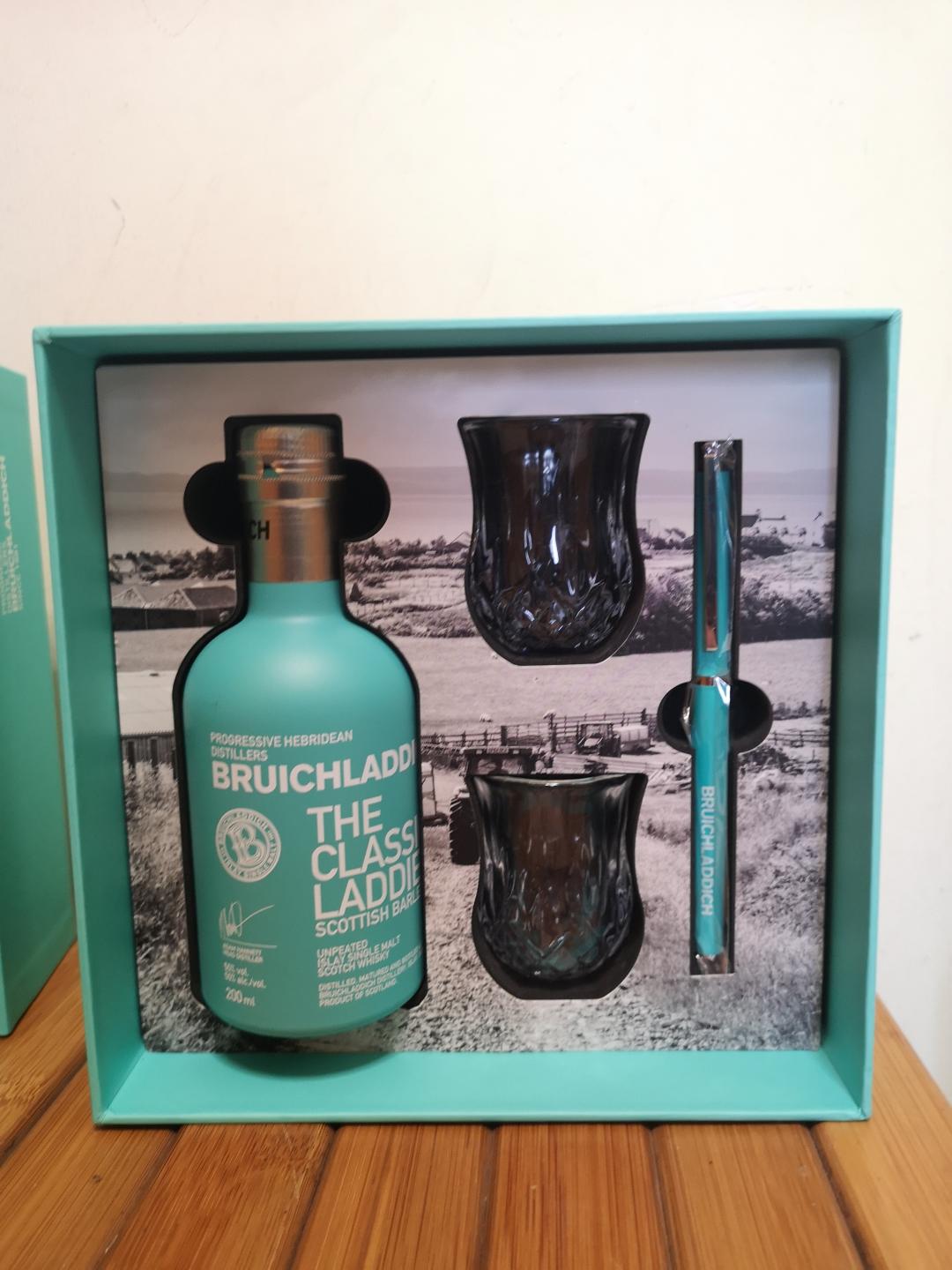 布赫拉迪tiffany蓝礼盒