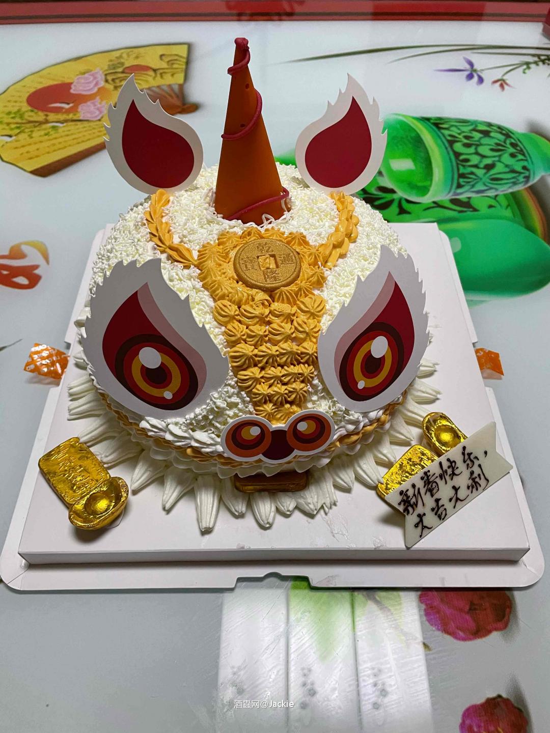 想问下各位老司机,配这个蛋糕用什么酒比较好!