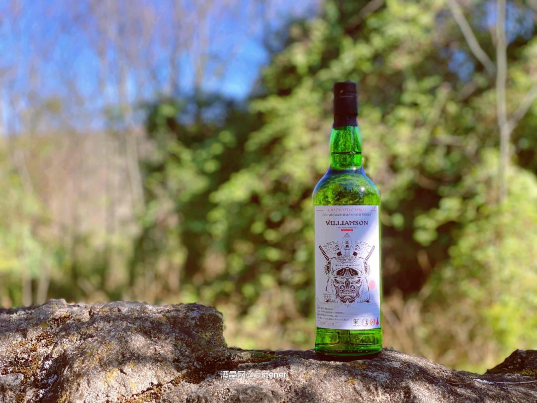 孤独残余的绿意希望 寂静最后的灵魂栖息🥃