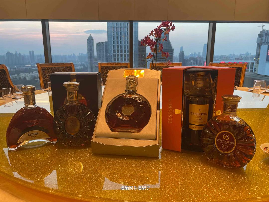 开年大吉[强]人头马一开 好事自然来[愉快][鼓掌]