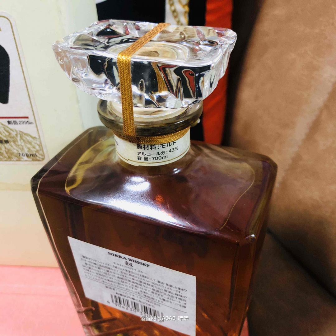 NIKKA 酒标不错 复古风满满～<img src='https://sdata.whiskyworm.com/xcxpics/emoji_5.png' class='emoji' />