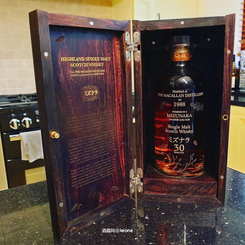 是这款么？ 我研究了一下，这款还真是OB，德国跟新加坡两个公司合作包桶，麦卡伦给他们装的瓶，水楢桶从日本运到苏格兰用来过桶，全球首例，但只装了50瓶.