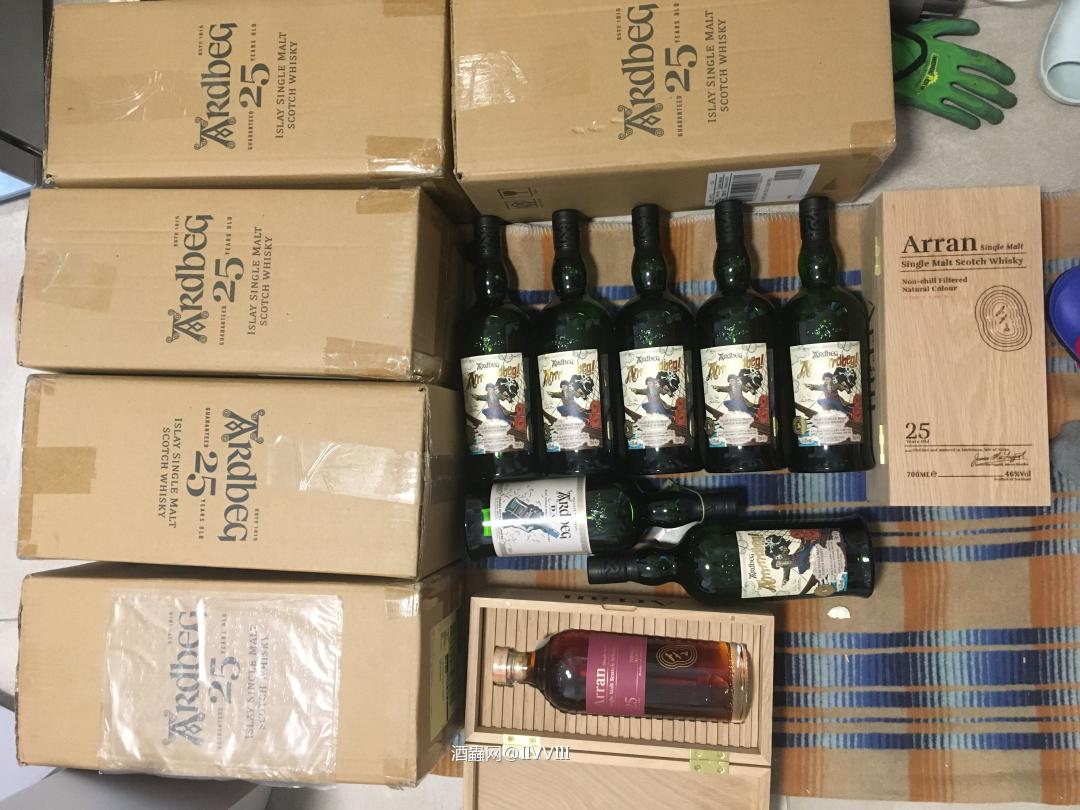 一张在德国 一张在国内<img src='https://sdata.whiskyworm.com/xcxpics/emoji_3.png' class='emoji' />