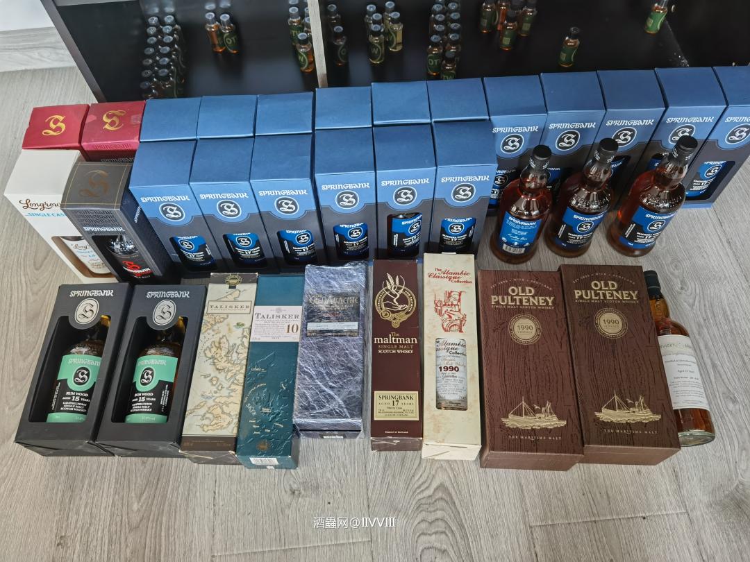 一张在德国 一张在国内<img src='https://sdata.whiskyworm.com/xcxpics/emoji_3.png' class='emoji' />