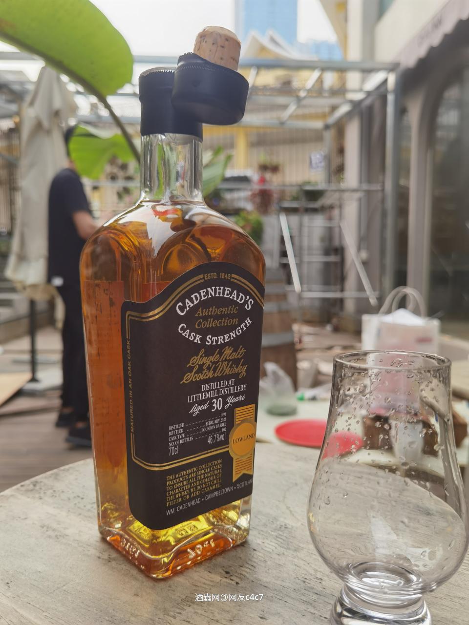 闻香有梅子味，全程水果花香很舒服的一款酒