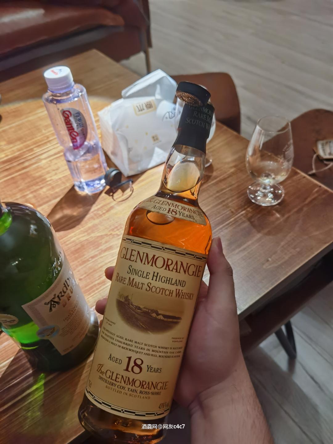 关于鼓和深痕谁好喝