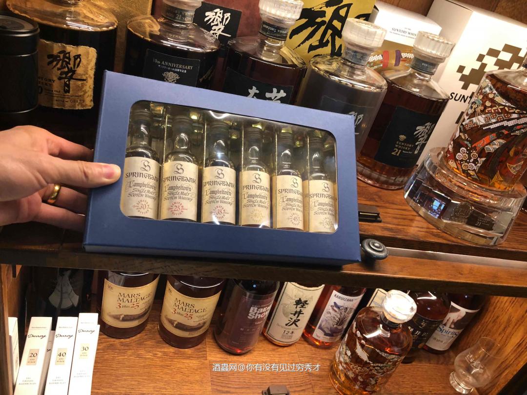 宫城峡10年 45%<p class='p'/>酒体清澈，暗金色，<p class='p'/>闻香：一丝烟熏、清…