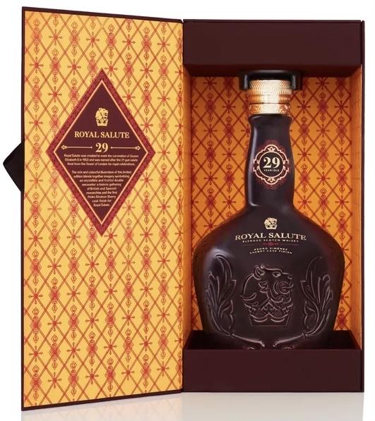 「皇家禮炮」再添珍稀頂級酒款！限量推出 100% PX 雪莉桶熟成 29 年「瓷藝系列」