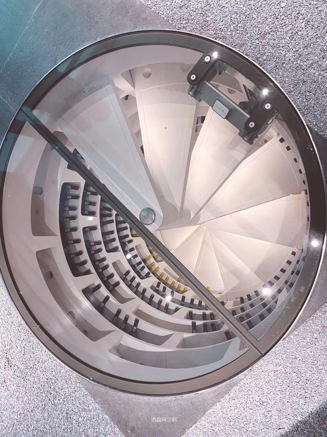 老板是Last Drop铁粉