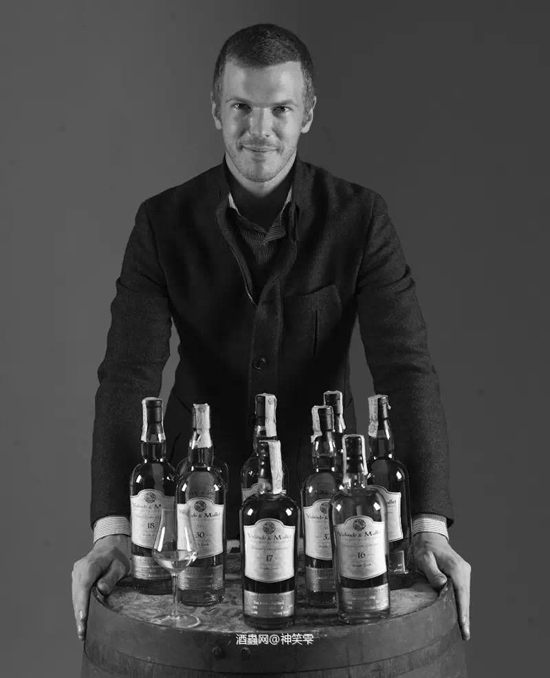 VM年轻的意大利精品装瓶商