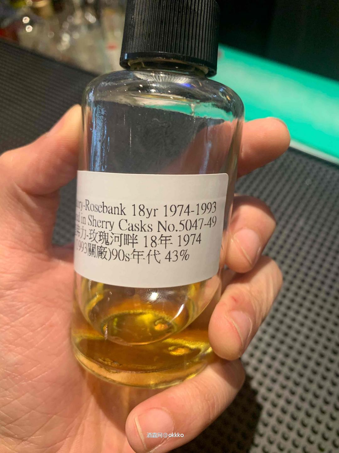 每每來古華先逛一圈酒陣，再來挑選下想喝的老酒