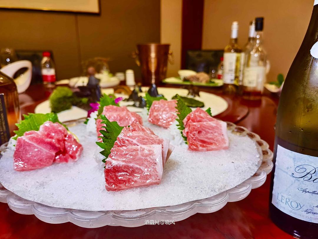 有些酒和云顶共饮也不落下风