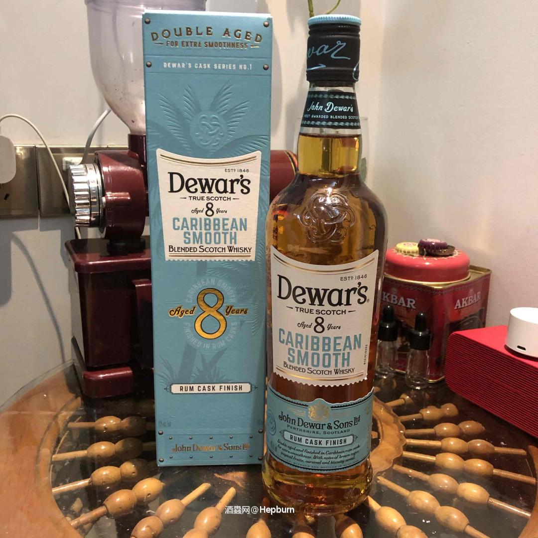 冲着颜值买一瓶