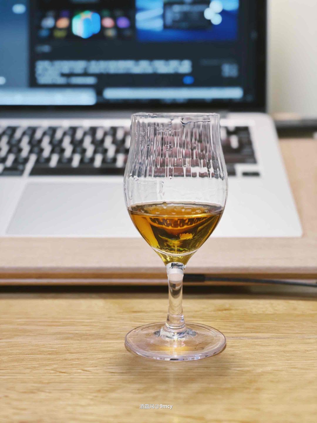 属于打工人的许许多多个夜晚