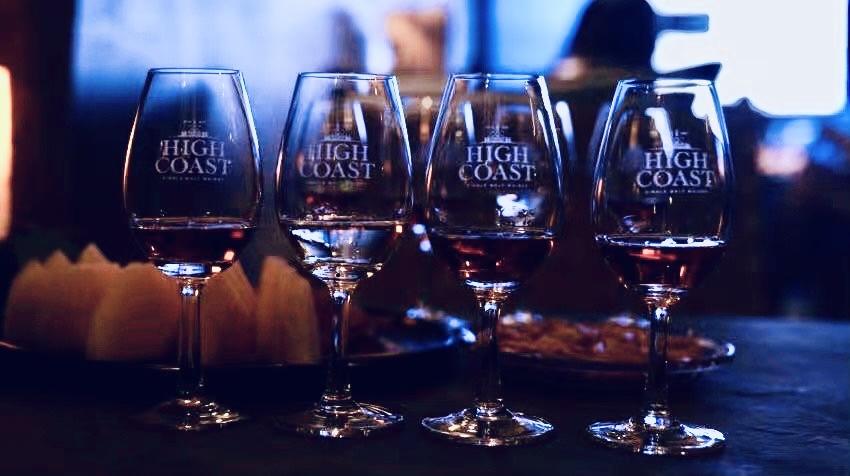 快乐星球就是研究自己的包桶<img src='https://sdata.whiskyworm.com/xcxpics/emoji_21.png' class='emoji' />