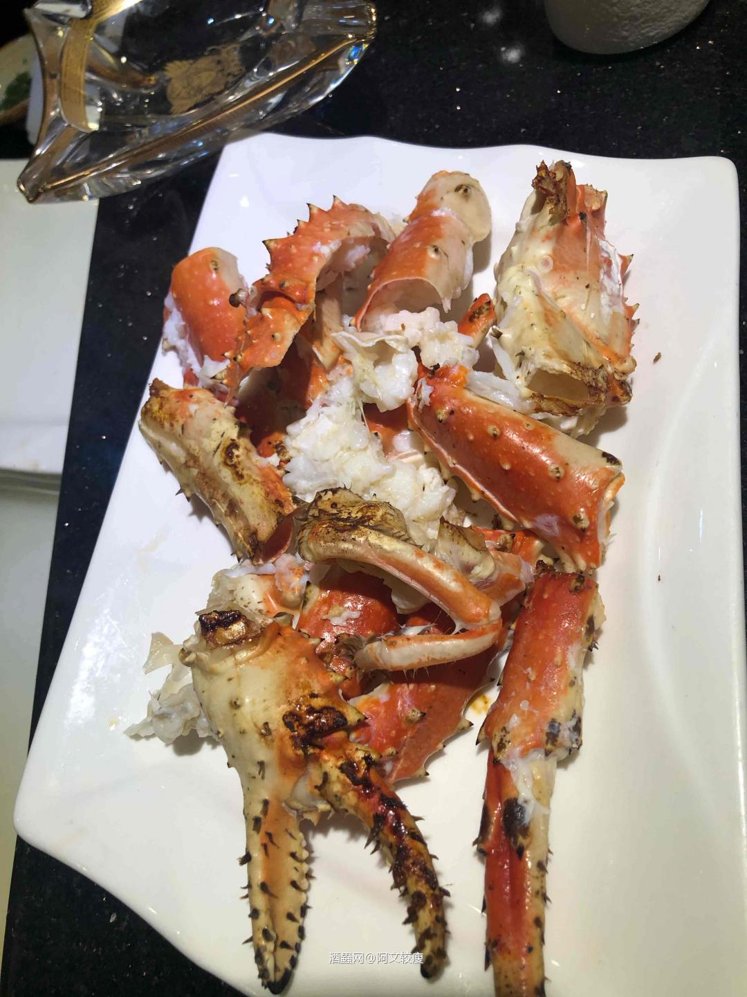 艾雷元素—布纳哈本<p class='p'/>酒体清澈，浅金色，有渣<p class='p'/>闻香：油脂、茉莉…