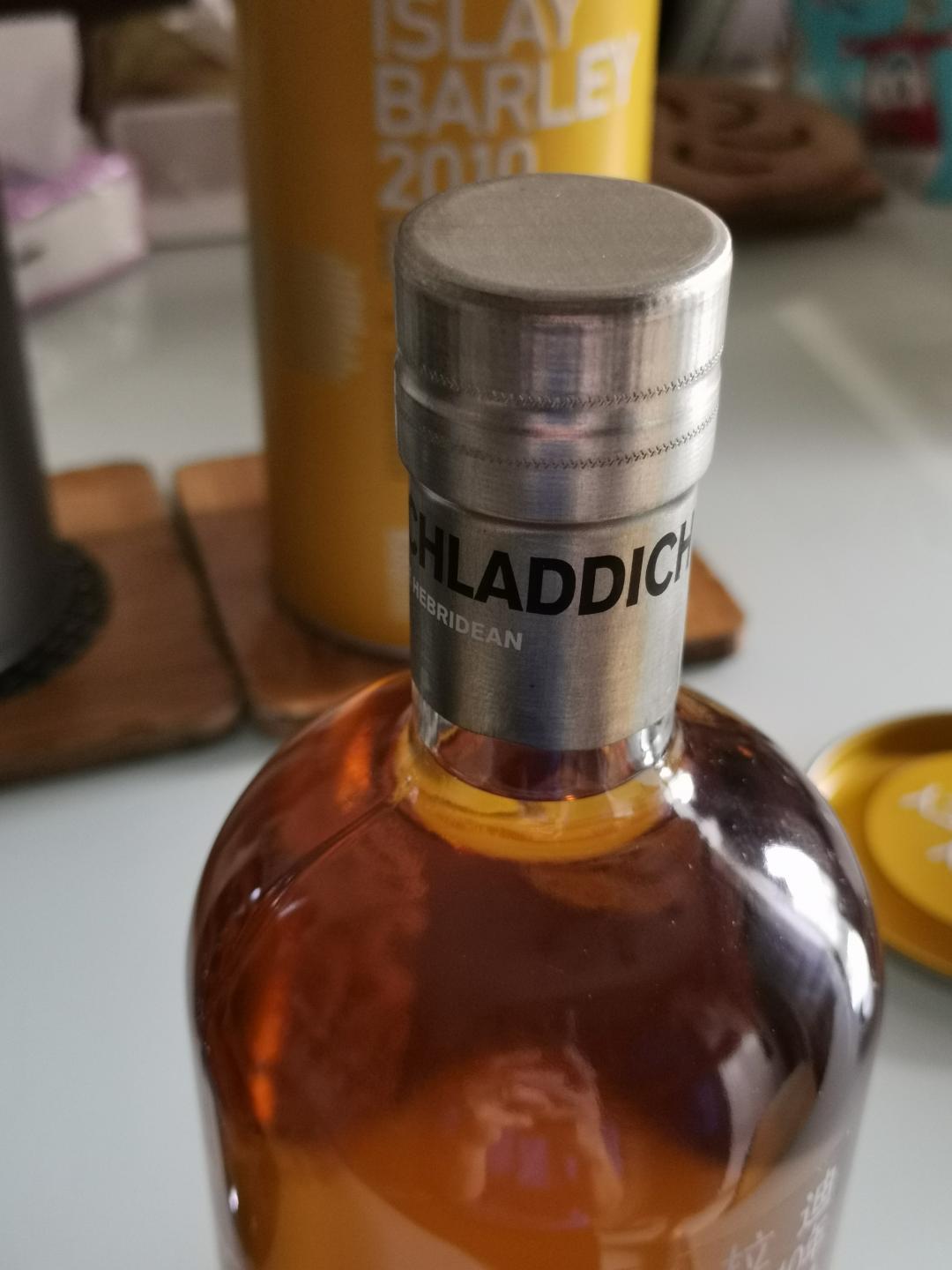 布赫拉迪波夏2011+艾雷岛麦芽2010，两瓶打包