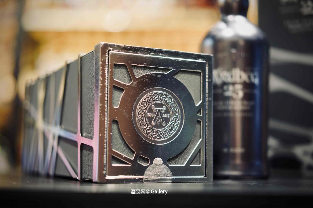 阿貝很久沒有出25年了～ 其實這次質感真的很棒又大氣 大家一定要支持一下今年難得的25年啊