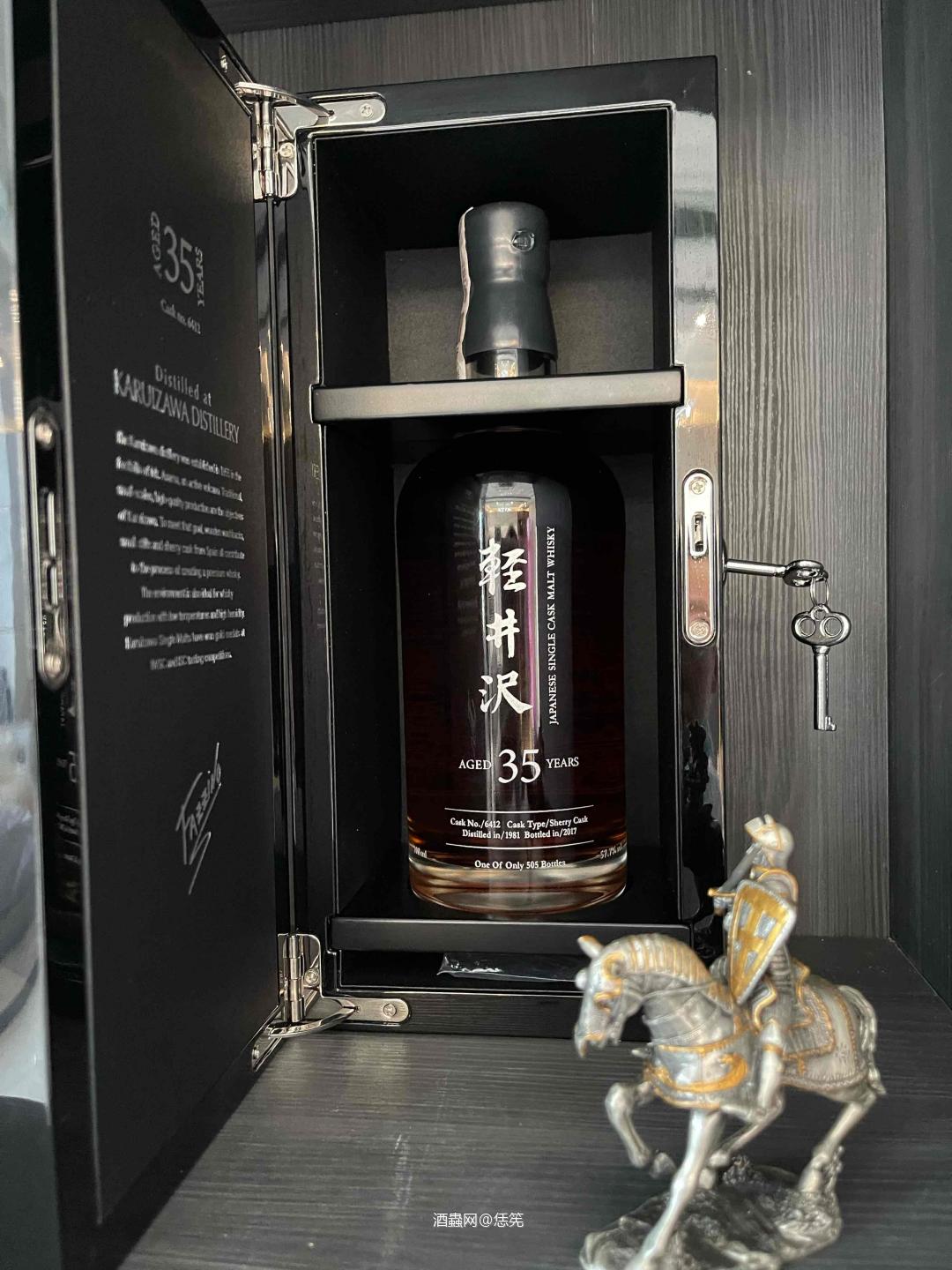 作为一个成年人,没能抵抗住诱惑,很自责,但是还是很好看的<img src='https://sdata.whiskyworm.com/xcxpics/emoji_17.png' class='emoji' />