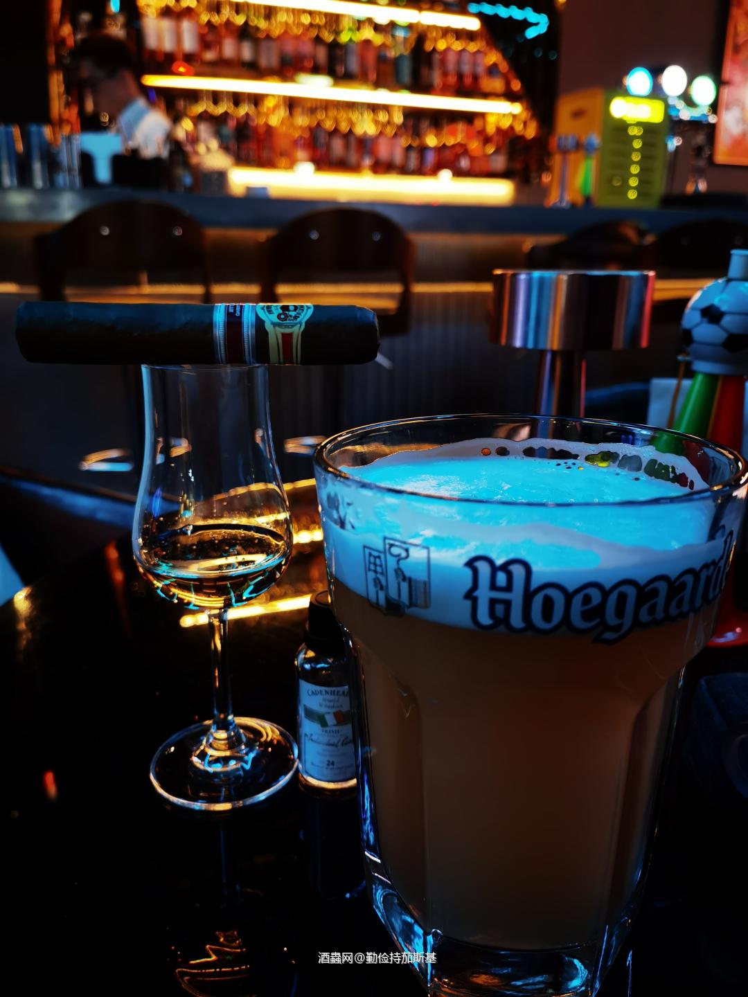 喝酒还是在酒吧香