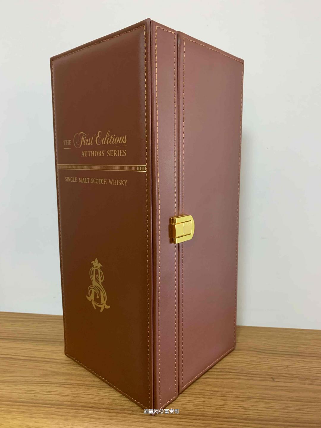 这家装瓶商的包装是真的到位，质感十足