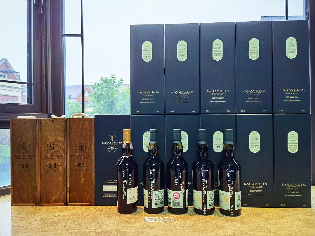 爵士22年！看你们屯心慌！也买一点<img src='https://sdata.whiskyworm.com/xcxpics/emoji_44.png' class='emoji' /><img src='https://sdata.whiskyworm.com/xcxpics/emoji_44.png' class='emoji' />