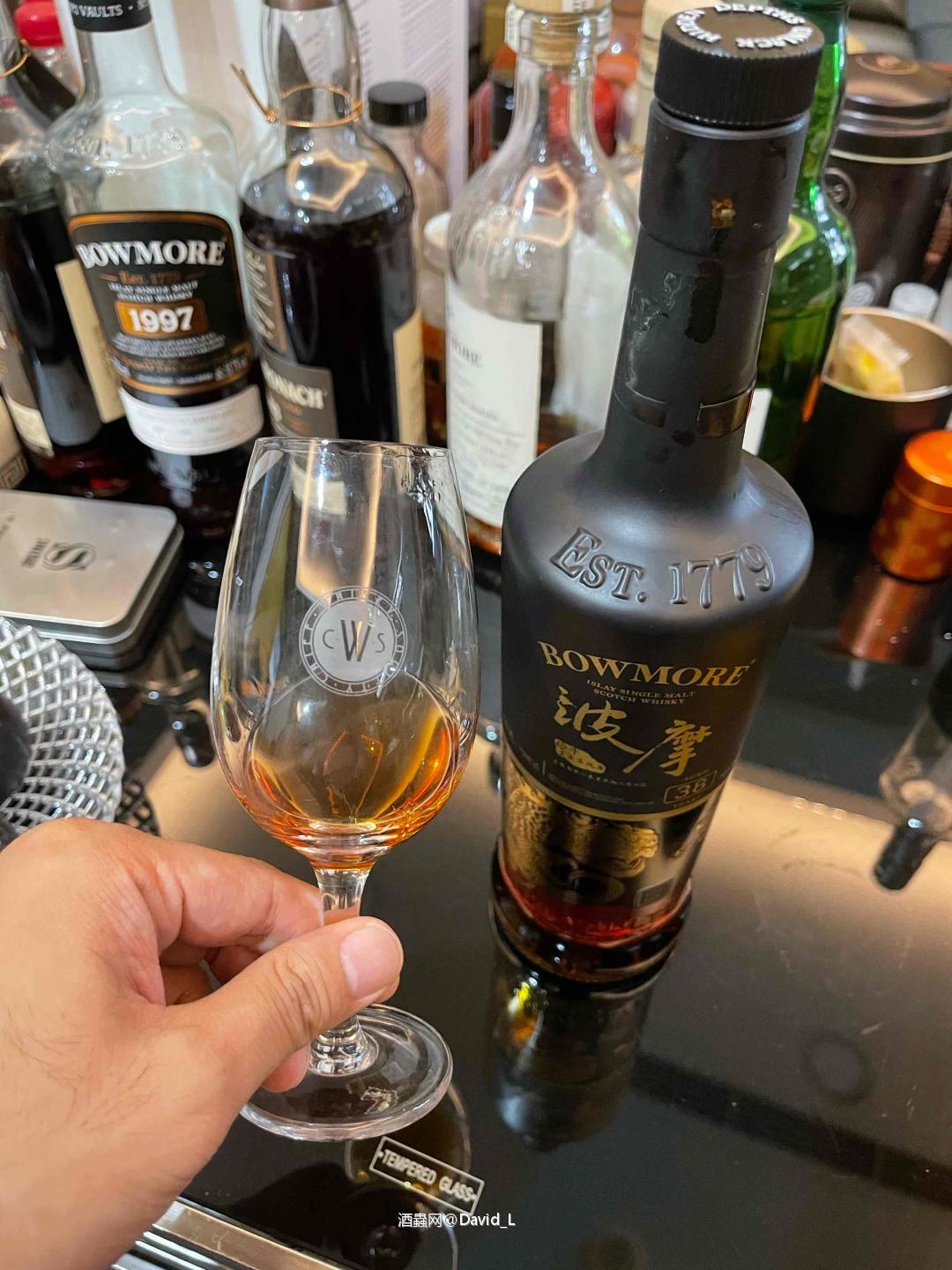 玄武首开<img src='https://sdata.whiskyworm.com/xcxpics/emoji_64.png' class='emoji' />