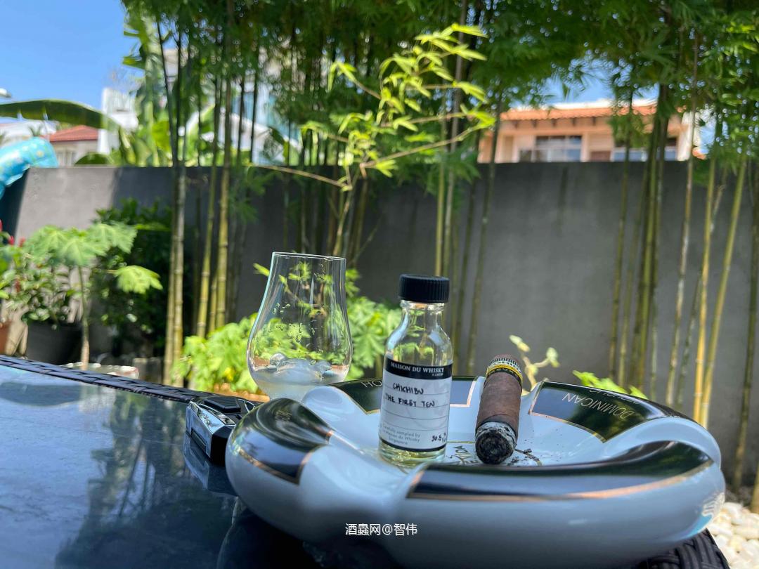 周末的偷偷摸摸😂