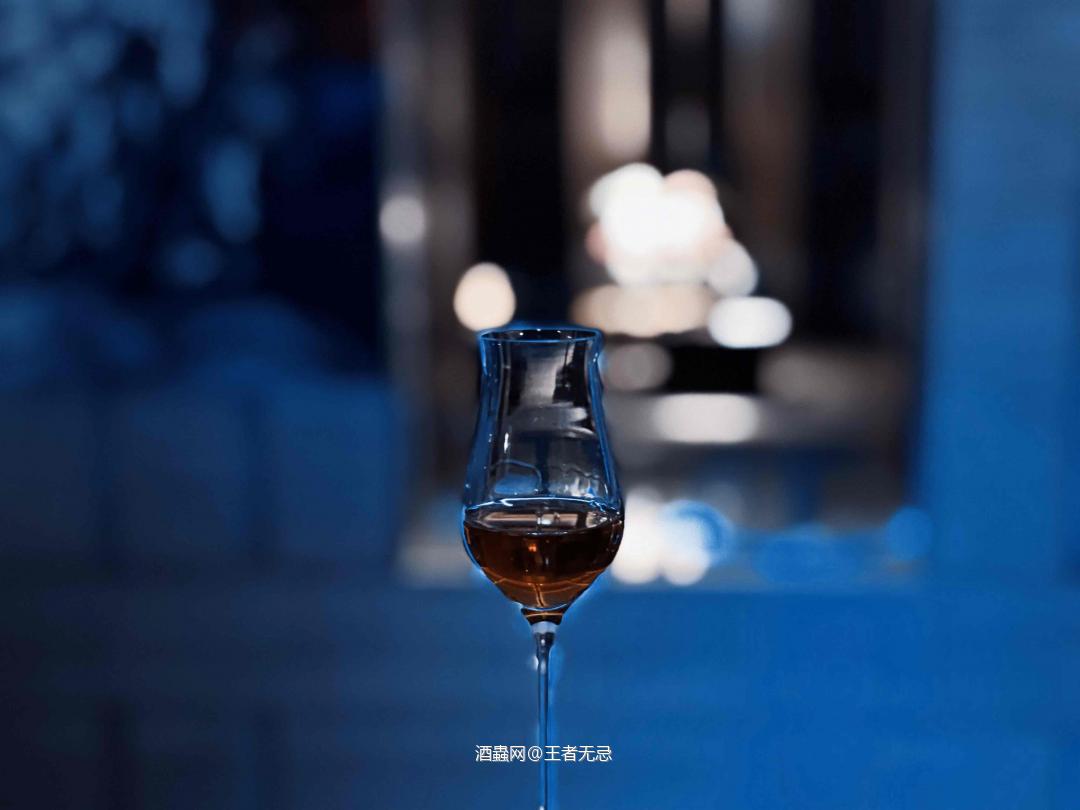 我在凝望深渊 深渊也在凝望我