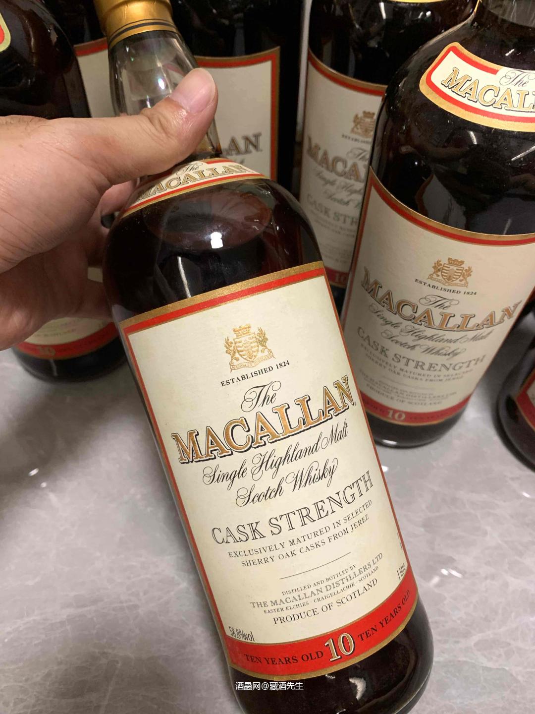 还真有点像百威<img src='https://sdata.whiskyworm.com/xcxpics/emoji_14.png' class='emoji' /><img src='https://sdata.whiskyworm.com/xcxpics/emoji_14.png' class='emoji' /><img src='https://sdata.whiskyworm.com/xcxpics/emoji_14.png' class='emoji' />