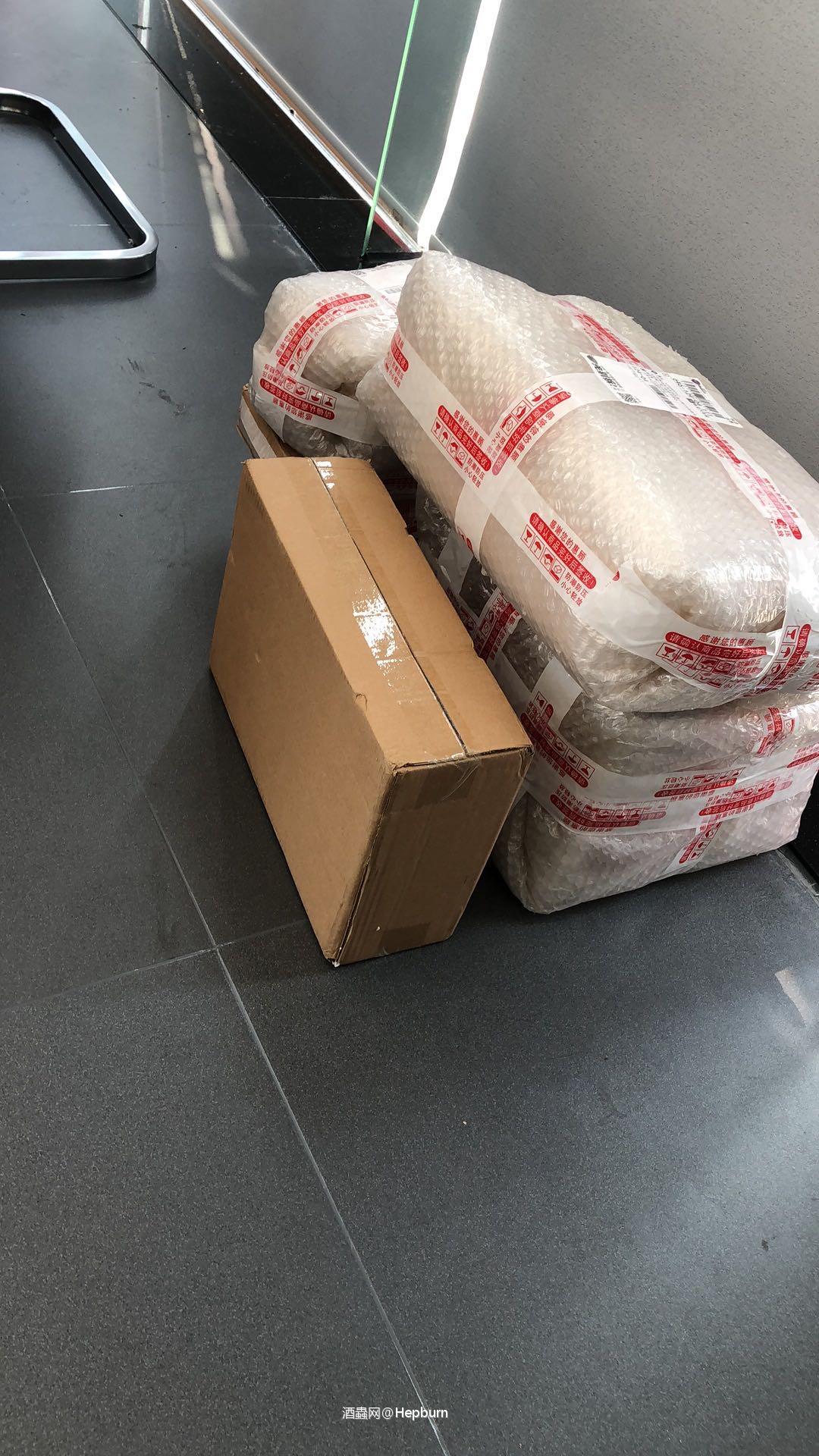 拆快递也是个体力活