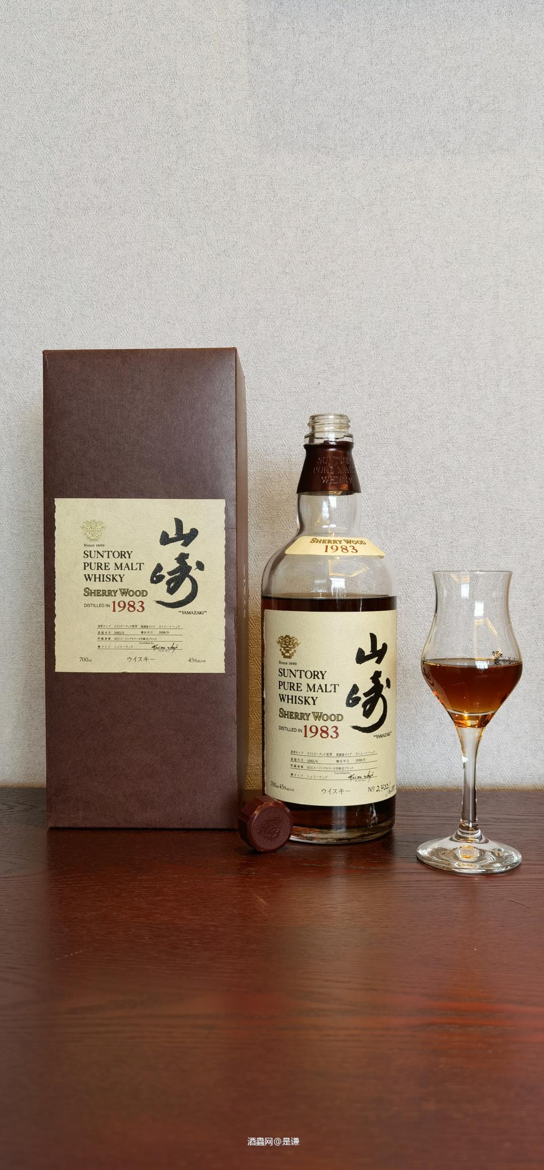 相对于雪莉桶的香甜，圆润，饱满，我更喜欢