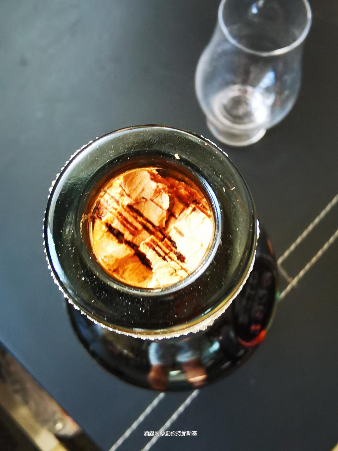 花格比较高水平的雪梨单桶