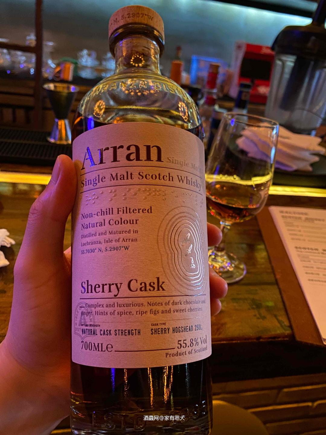 前段时间去长沙出差，特意找了一家当地老牌子威士忌酒吧去喝一杯…