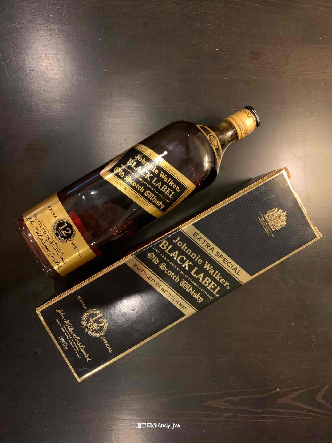 有幸购得一瓶来自于上世纪80年代的Black Label，怎…