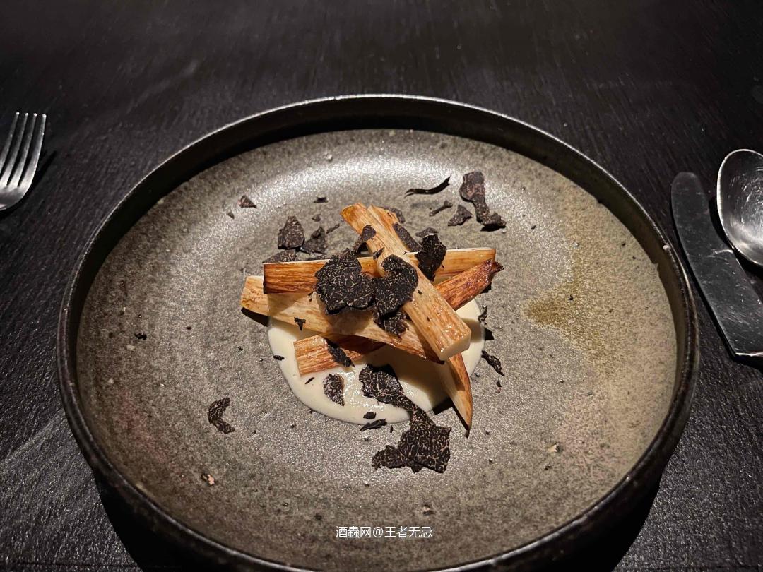 葡萄酒皇帝罗伯特帕克说：如果在离世前只能喝的一瓶酒，就选它了