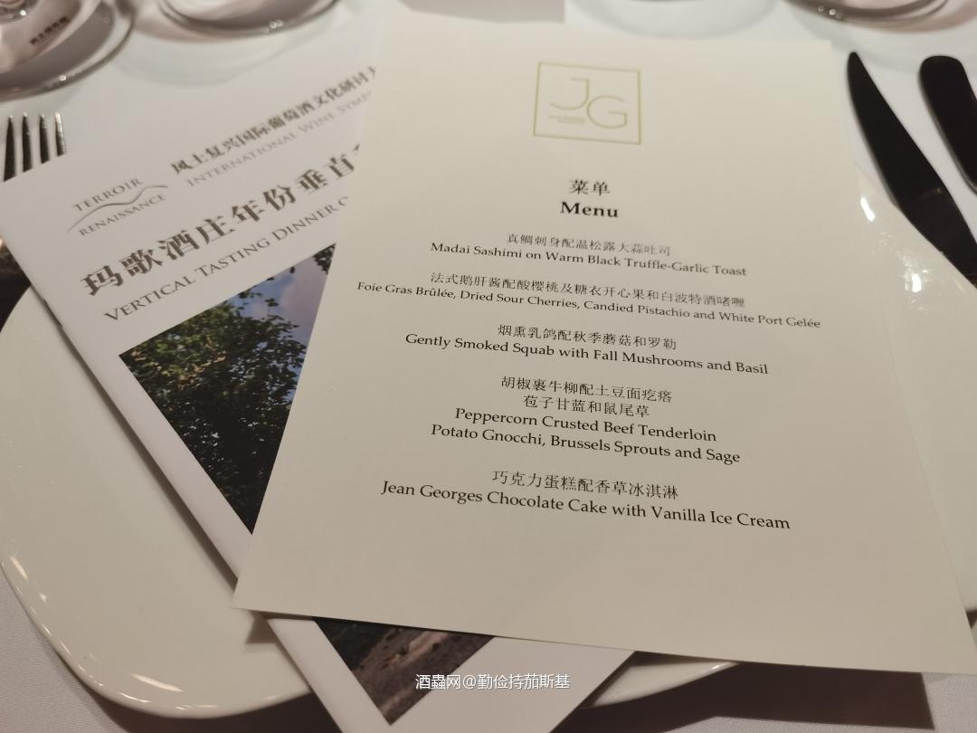 开新坑了<img src='https://sdata.whiskyworm.com/xcxpics/emoji_39.png' class='emoji' />