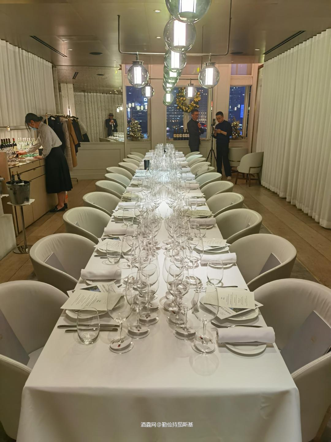 开新坑了<img src='https://sdata.whiskyworm.com/xcxpics/emoji_39.png' class='emoji' />