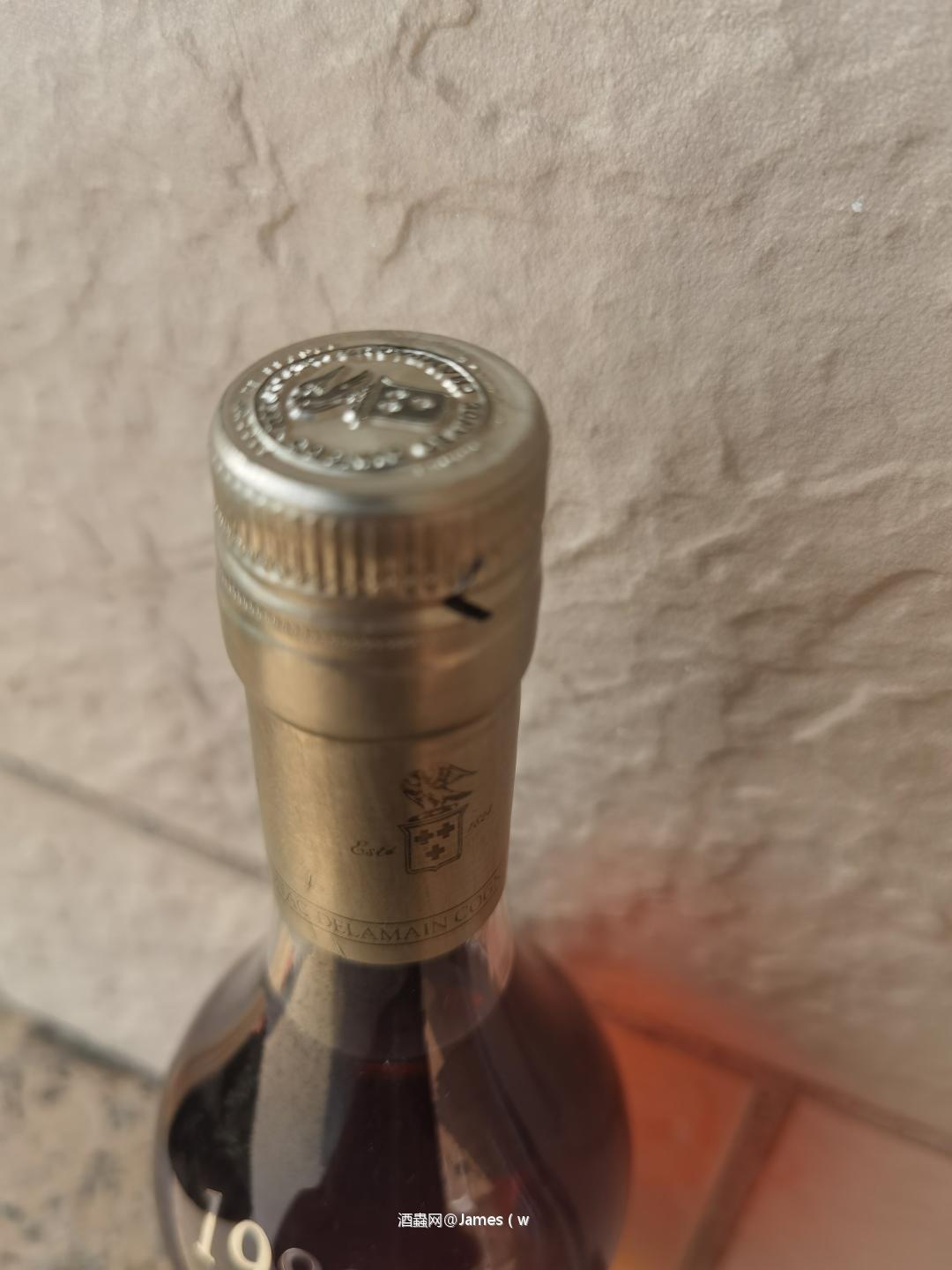 不被看好的年份干邑