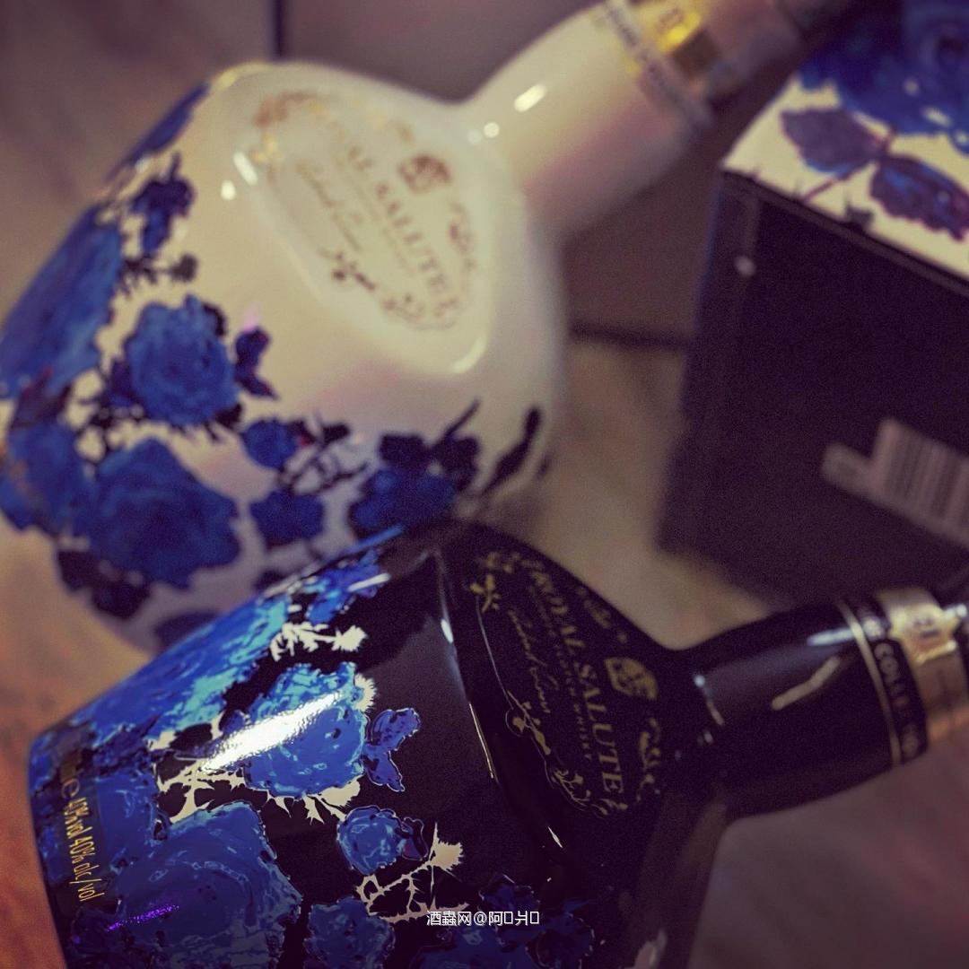 买过的唯一一款皇家礼炮21年摆柜神器套装