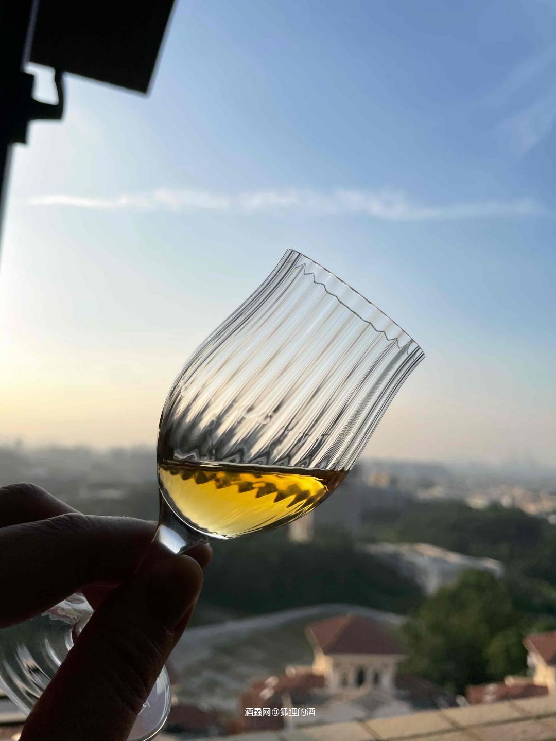 一个人的威士忌口味是典型的acquired taste，找到…