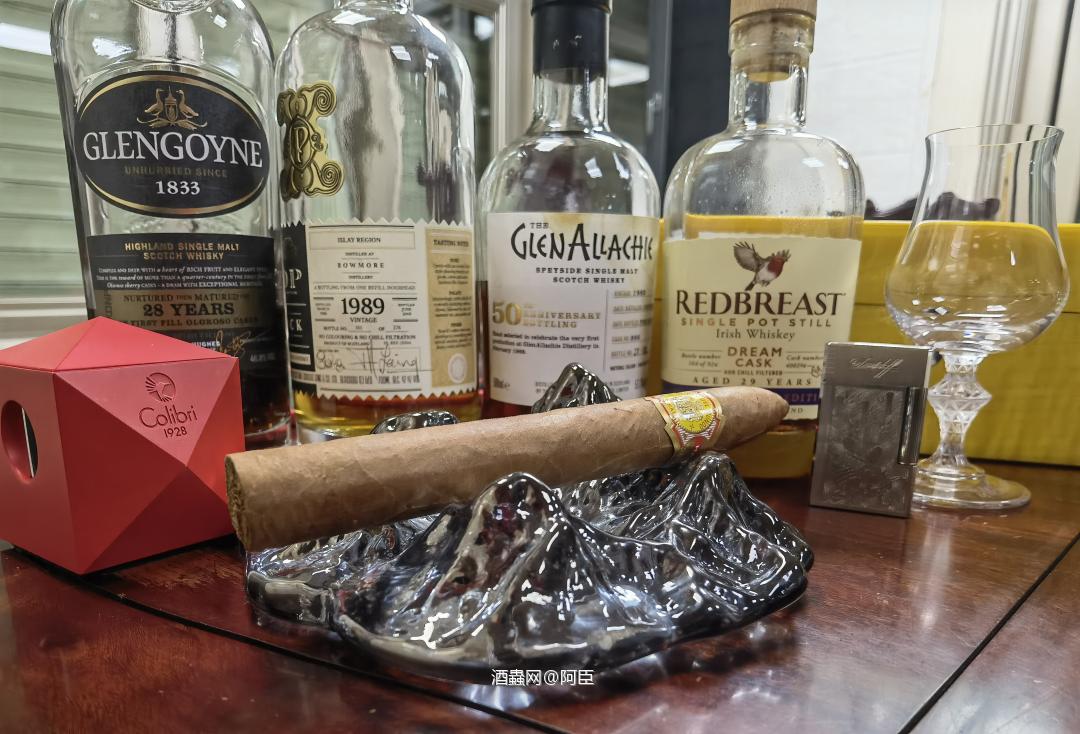 大年初三，下了一天的雨，有茄酒陪伴，也是快哉